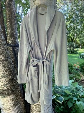 FAble Ribbed Hooded Robe in Taupe